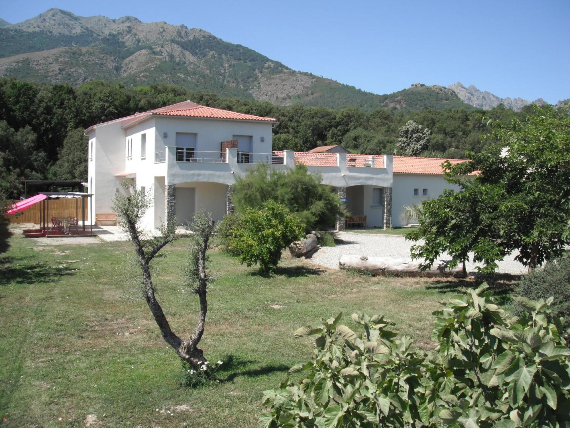 L'Attrachju Bed & Breakfast Корте Екстериор снимка